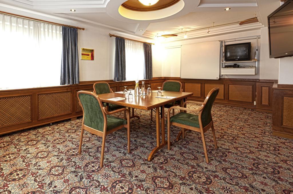 Alpenhotel Altmünster エクステリア 写真